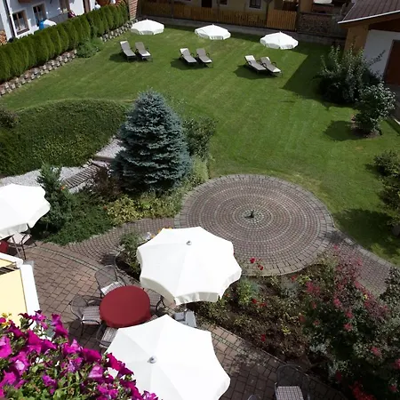 Otel Edelweiss Maria Alm am Steinernen Meer