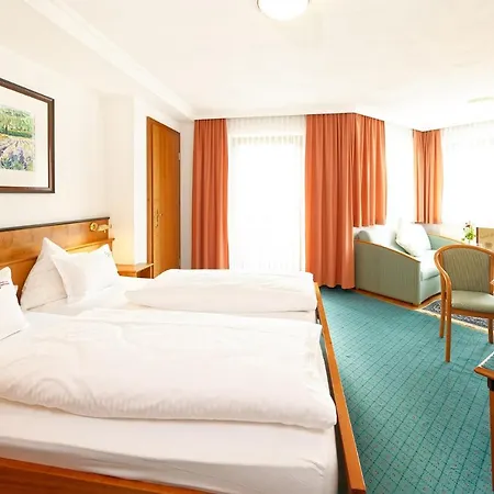Hotel Edelweiss