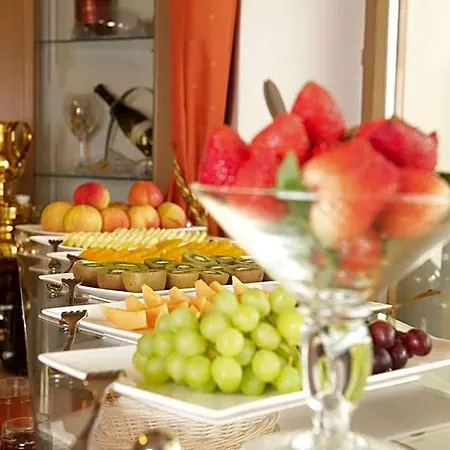 إديلويس فندق 3*