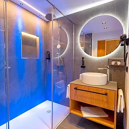 إديلويس 3*