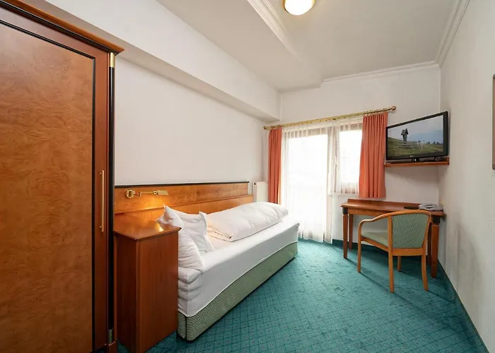 Edelweiss 3*